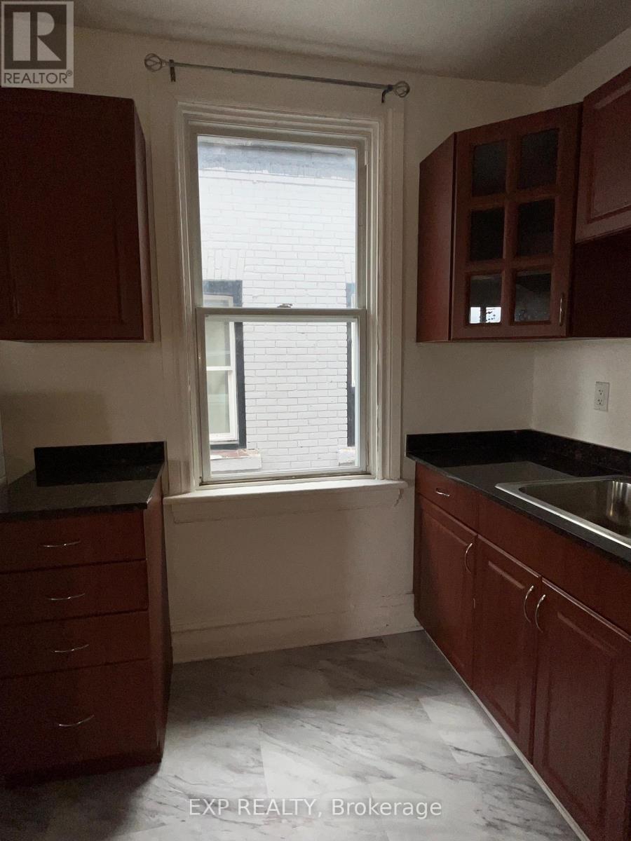 446 CAMBRIDGE STREET S — photo 25