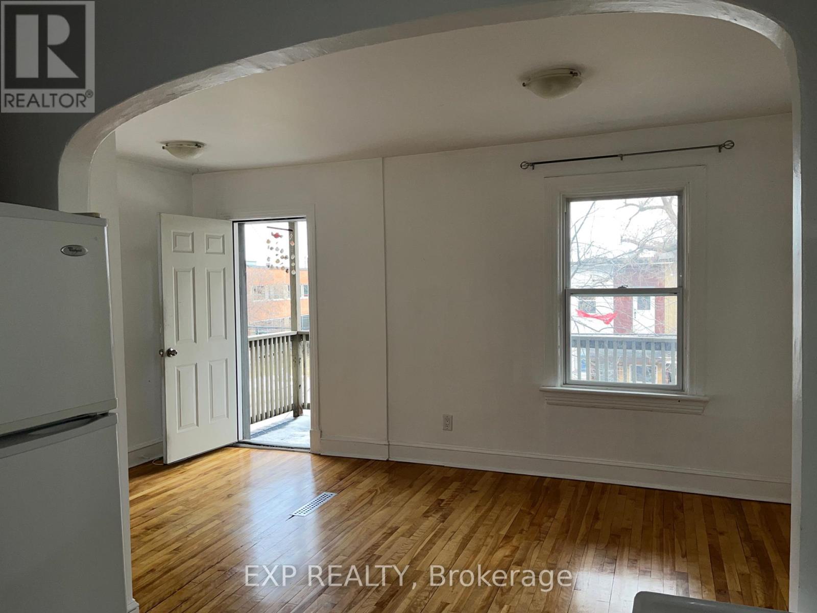 446 CAMBRIDGE STREET S — photo 28