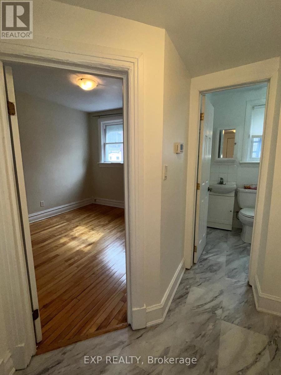 446 CAMBRIDGE STREET S — photo 33