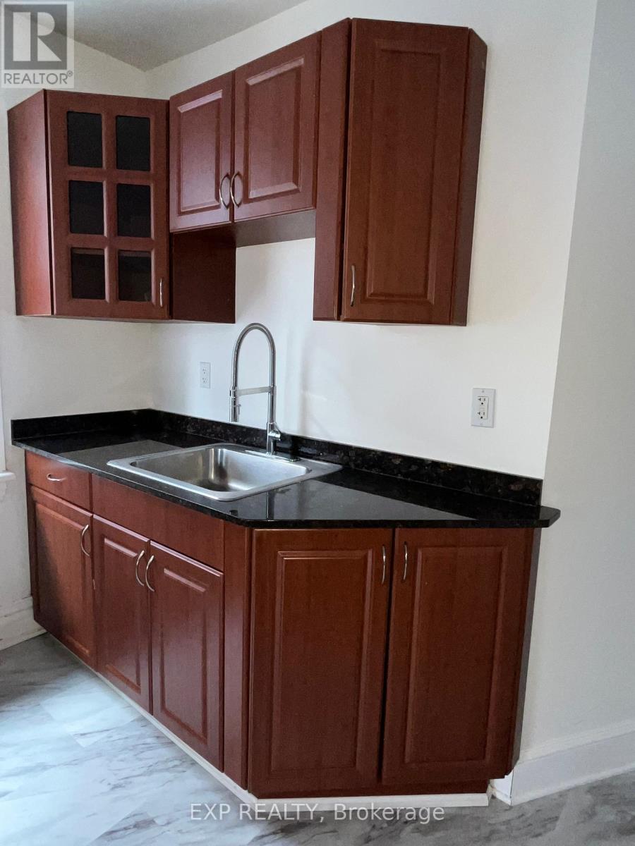 446 CAMBRIDGE STREET S — photo 38