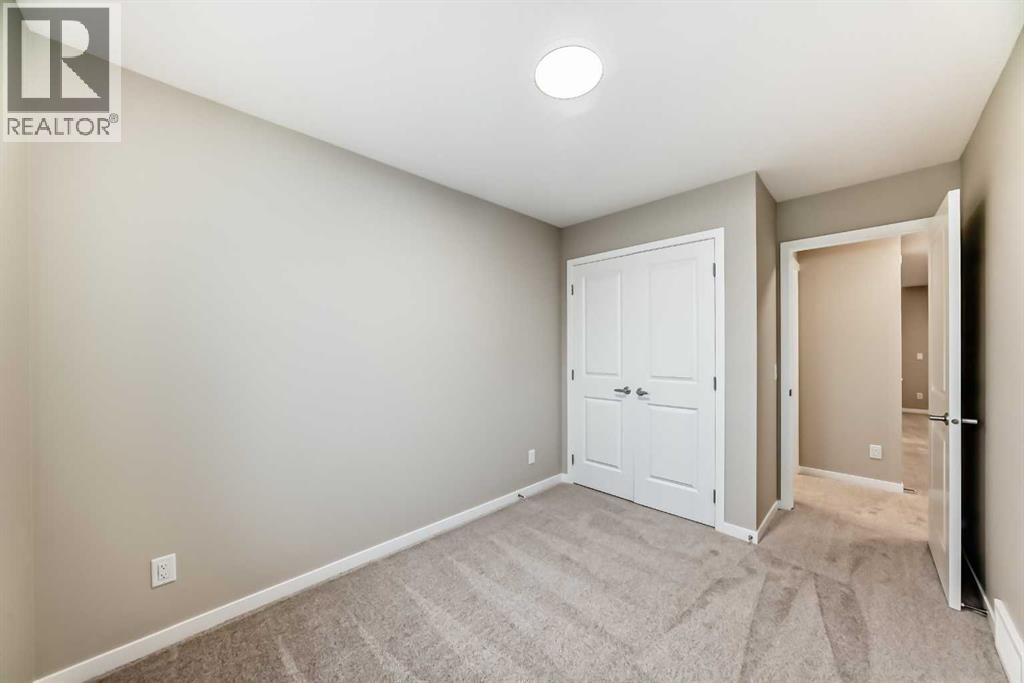 Single Family House for Sale in  Hotchkiss Road SE Hotchkiss Calgary 