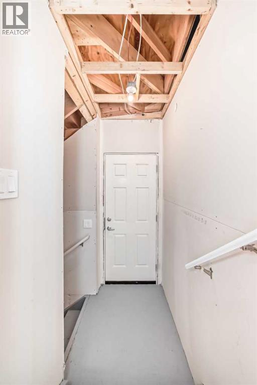 Single Family House for Sale in  Hotchkiss Drive SE Hotchkiss Calgary 