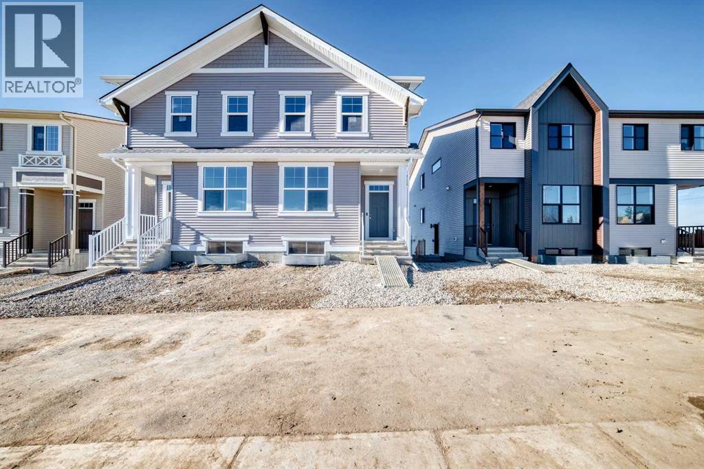 Single Family House for Sale in  Hotchkiss Road SE Hotchkiss Calgary 