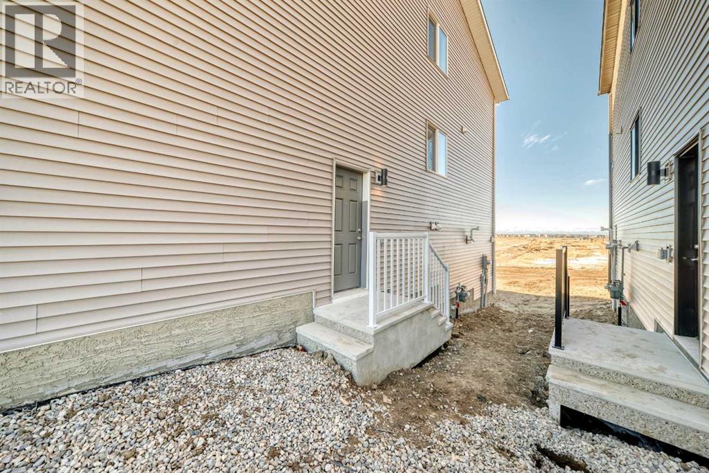 Single Family House for Sale in  Hotchkiss Road SE Hotchkiss Calgary 