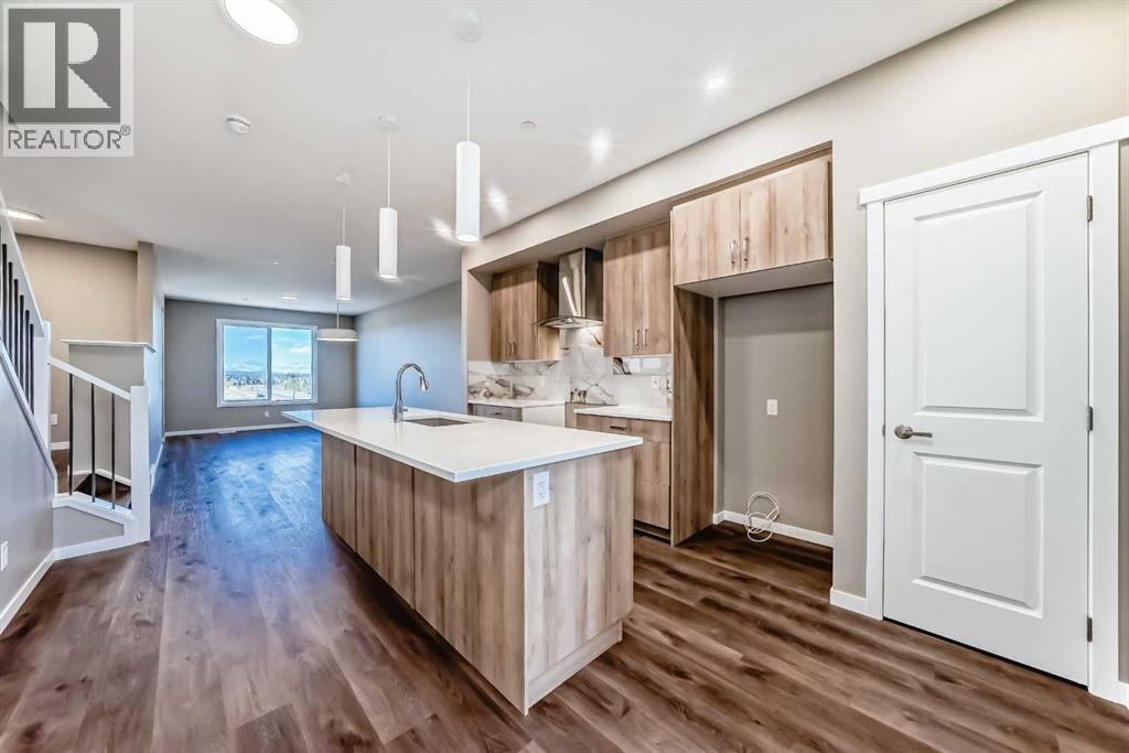 Single Family House for Sale in  Hotchkiss Road SE Hotchkiss Calgary 