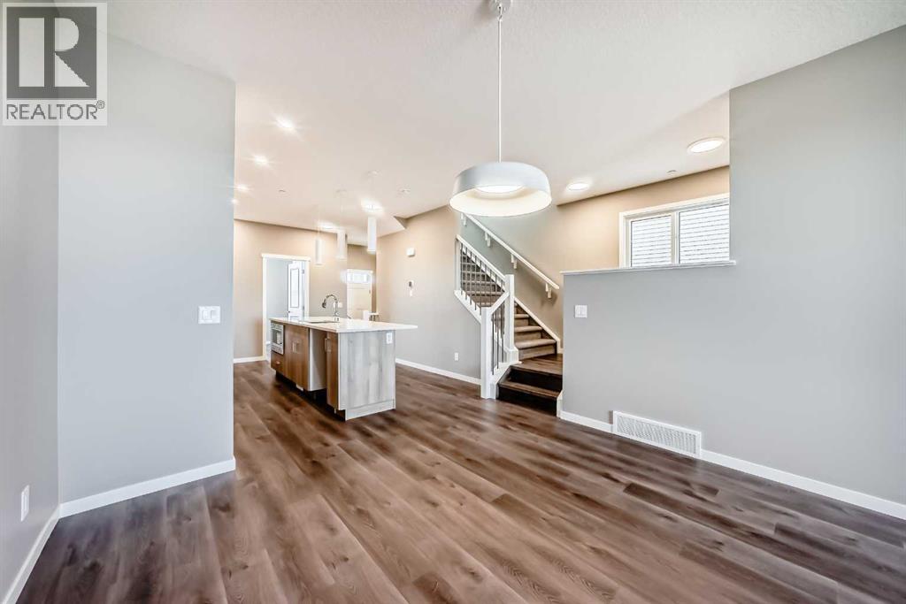 Single Family House for Sale in  Hotchkiss Road SE Hotchkiss Calgary 