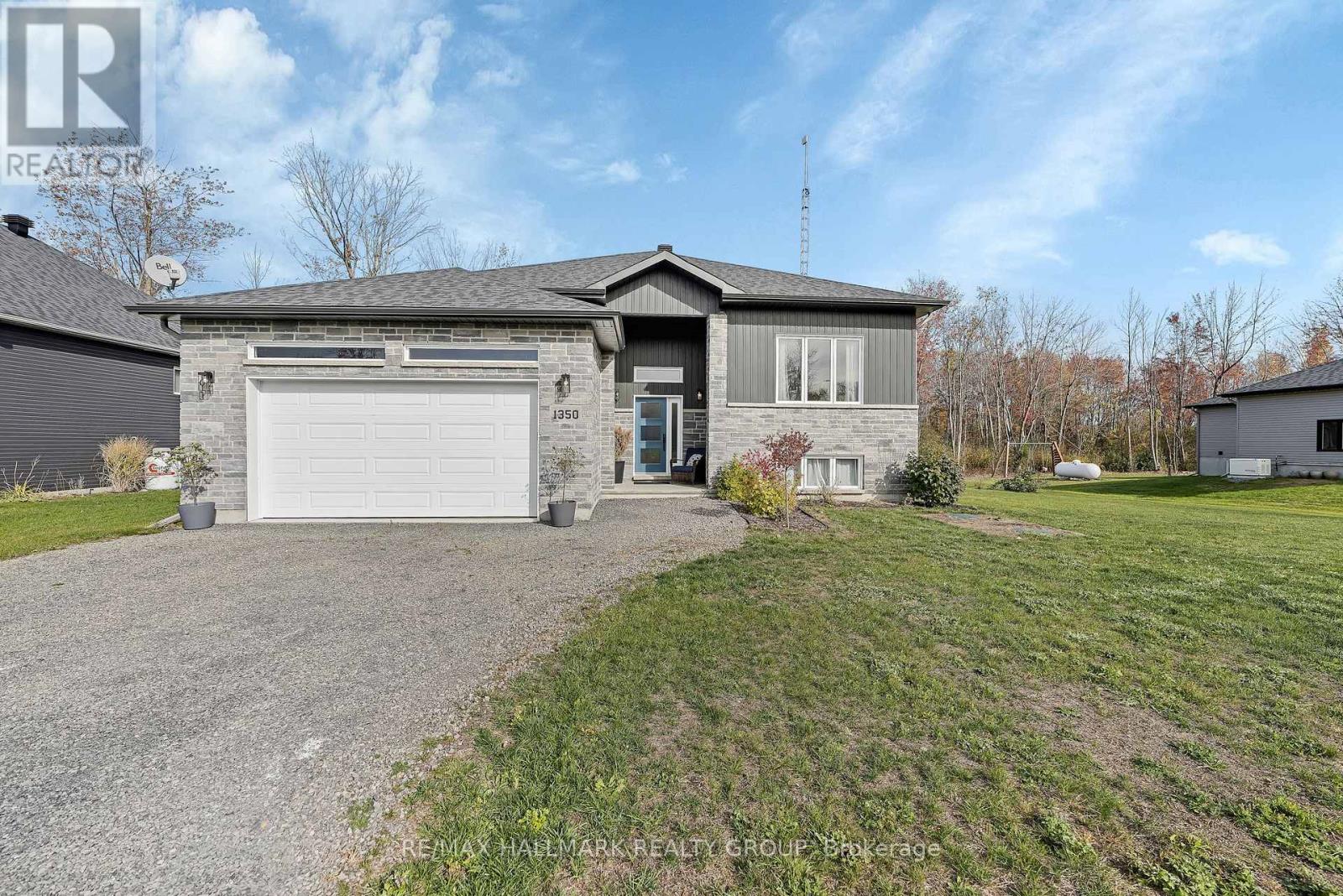 1350 COUNTRY LANE - 1