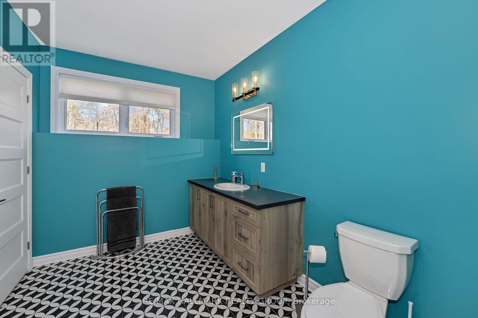 1350 COUNTRY LANE — photo 31