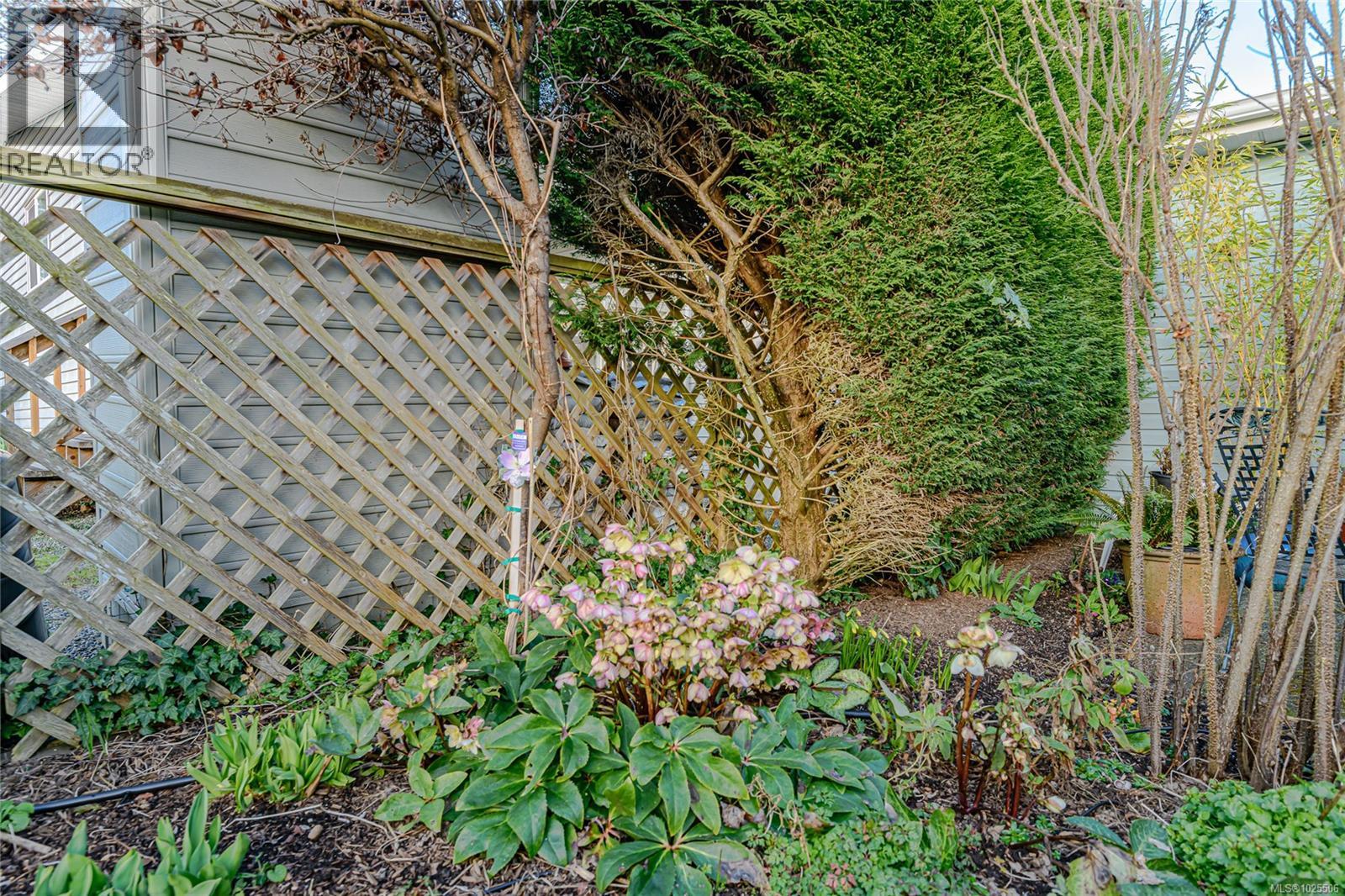 2082 135 Brinkworthy Road, Salt Spring