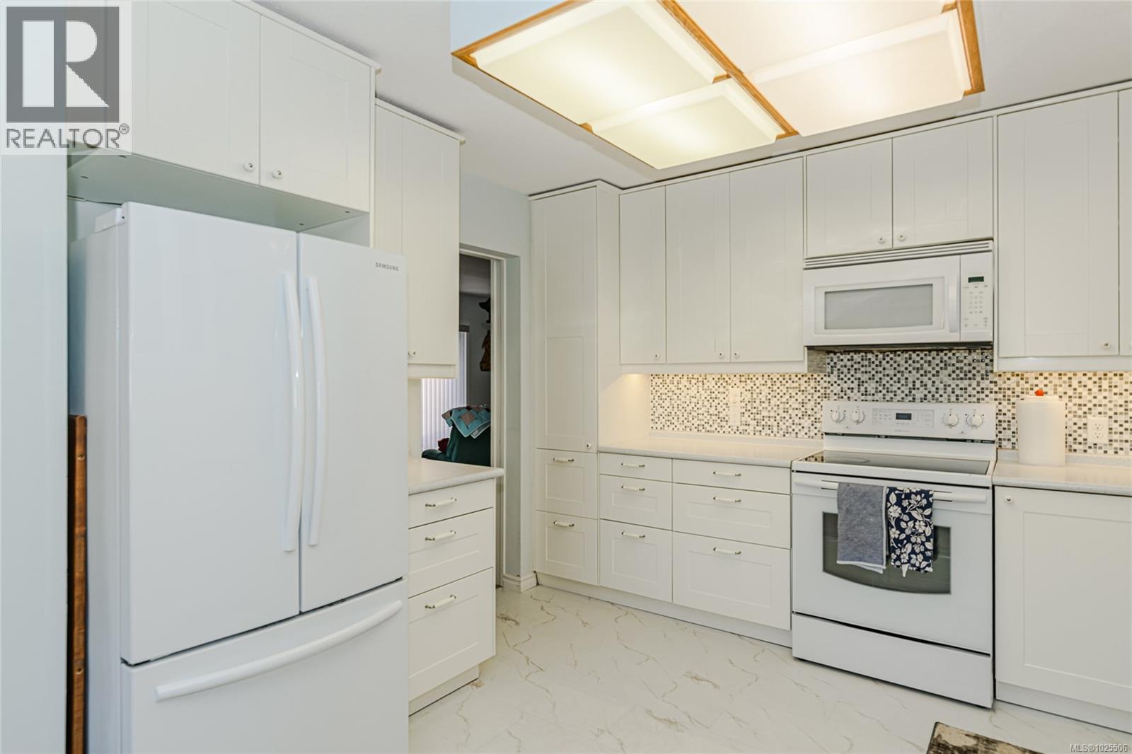 2082 135 Brinkworthy Road, Salt Spring