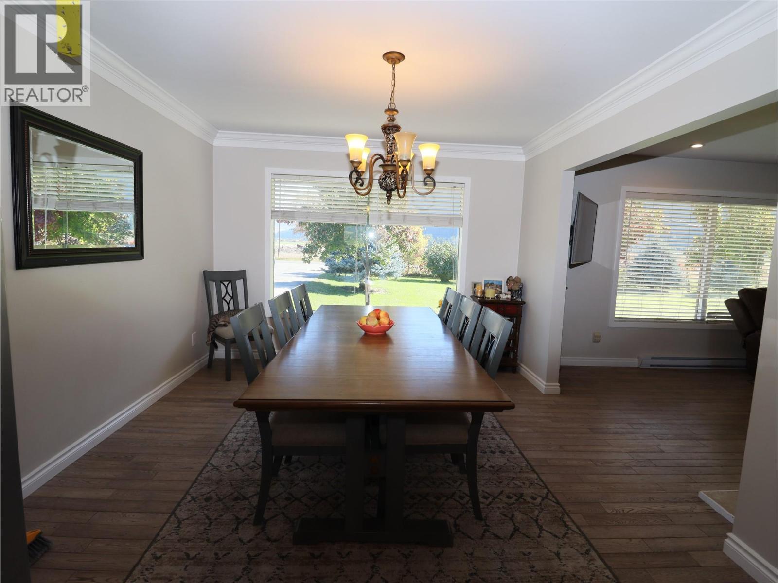 5015 SIMINOFF Road, Grand Forks