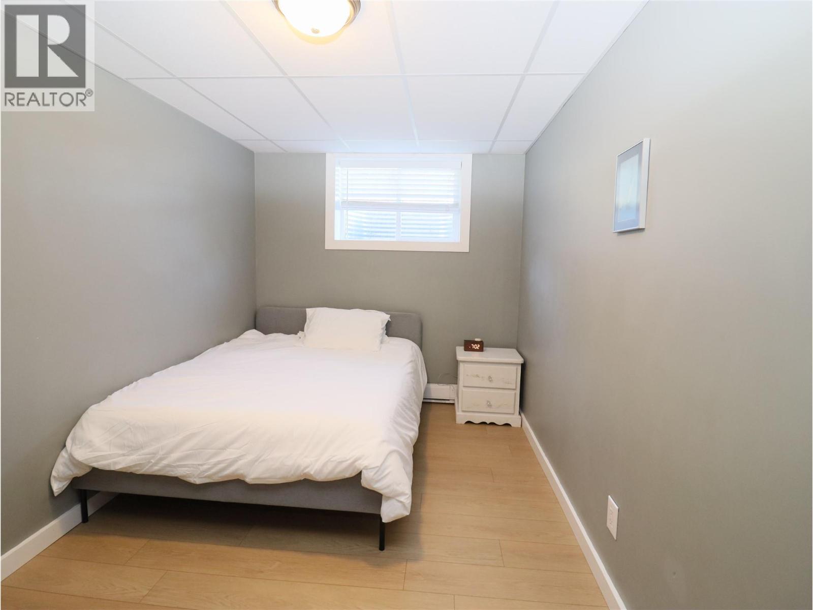 5015 SIMINOFF Road, Grand Forks