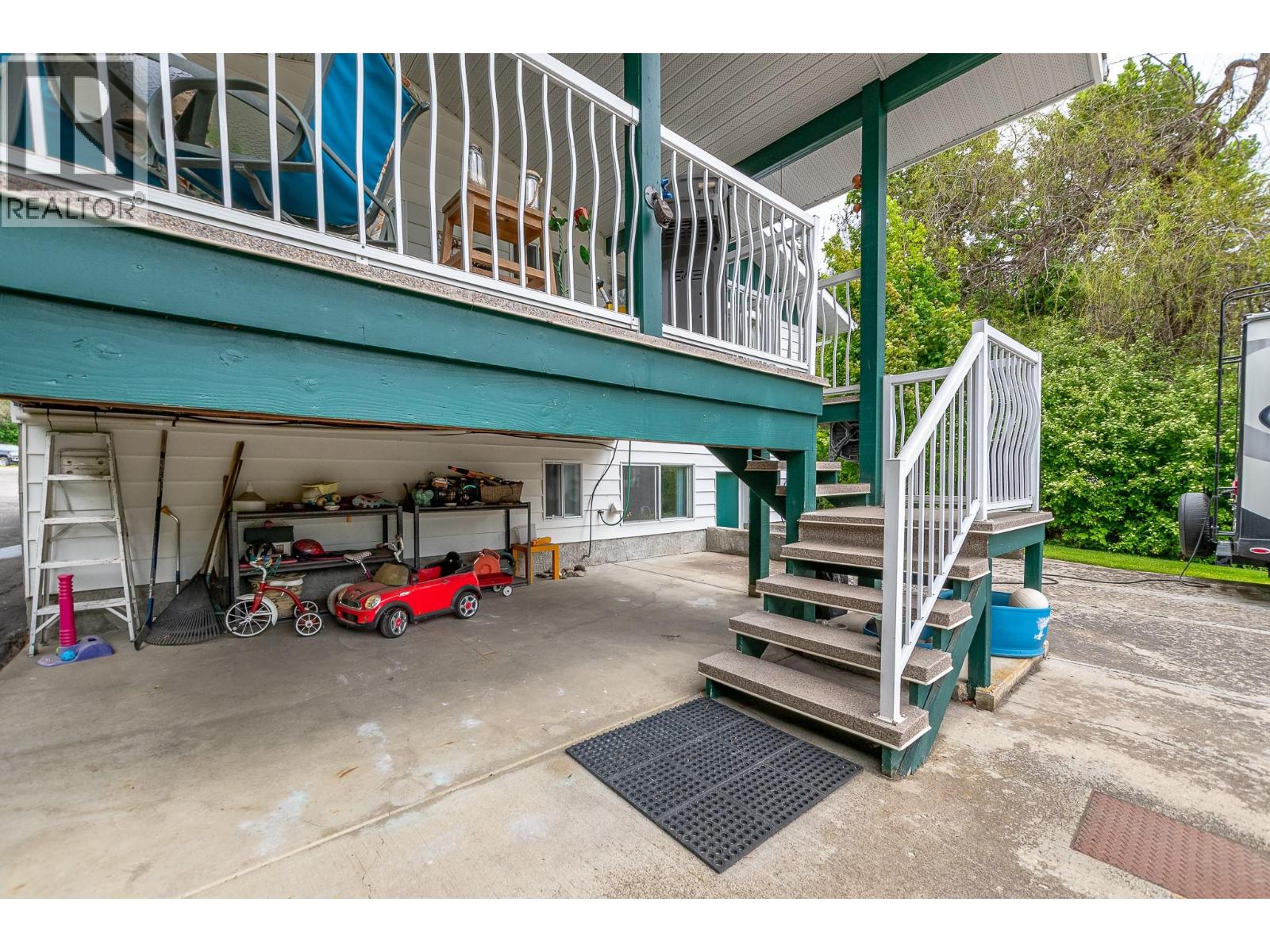 6601 97A Highway, Enderby