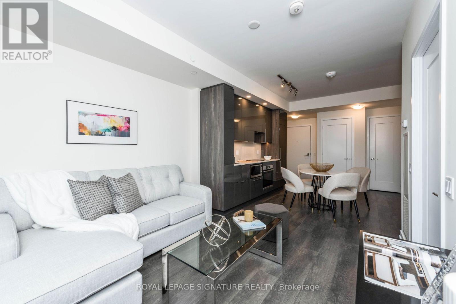 #5006 28 FREELAND STREET - 13
