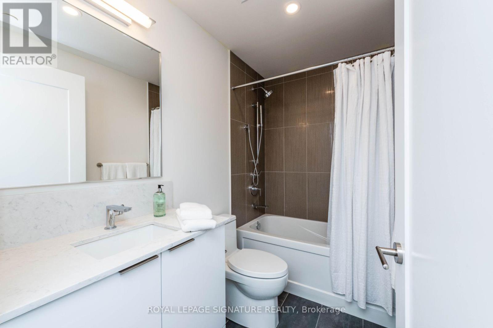 #5006 28 FREELAND STREET - 8