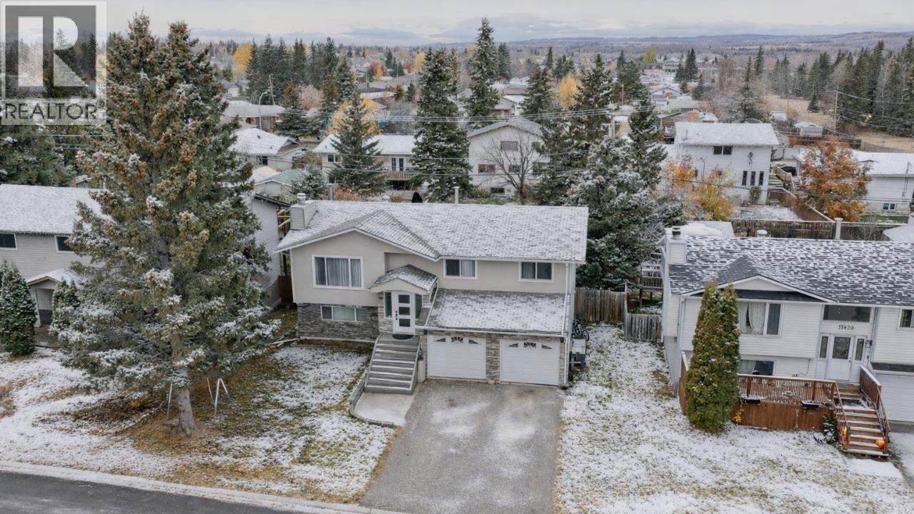 11416 92 Street - main photo