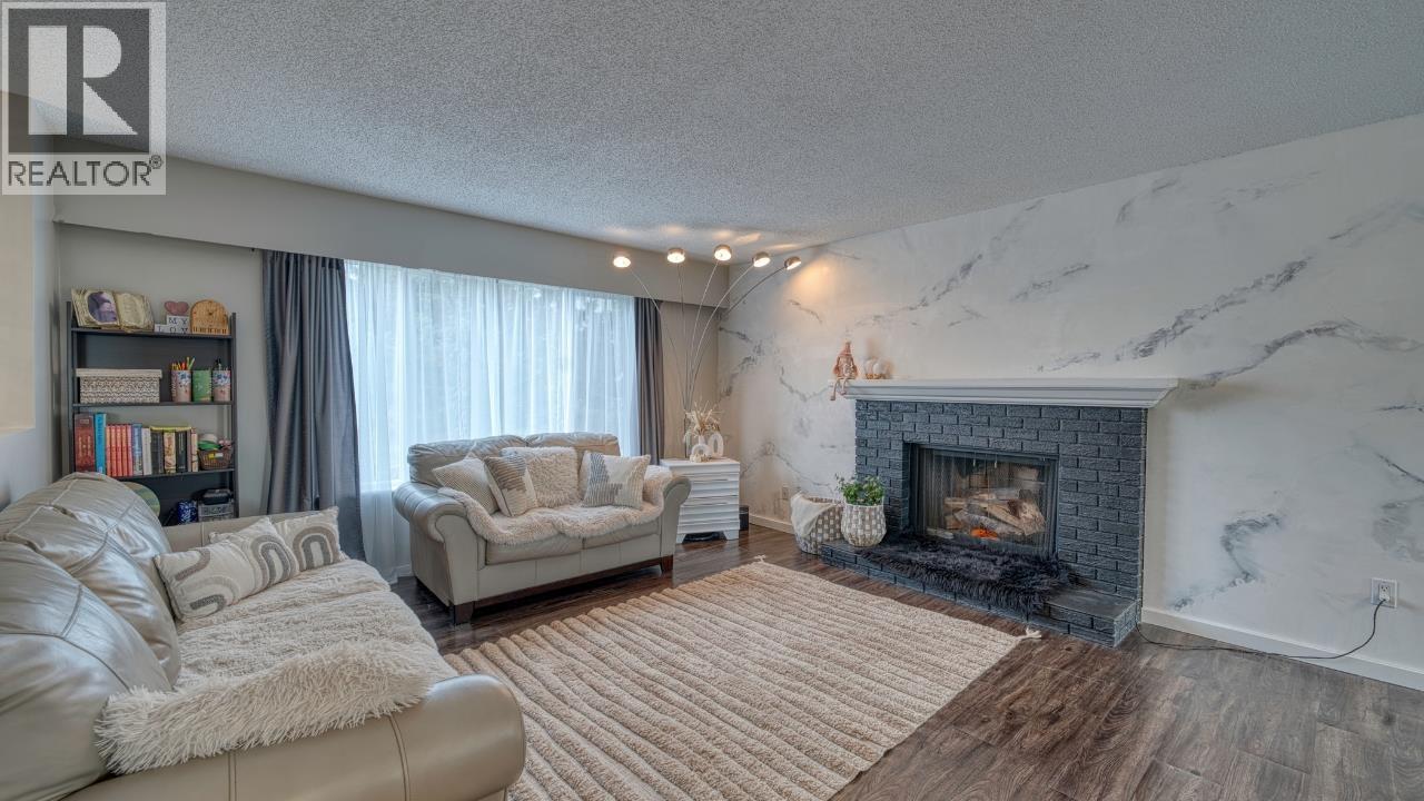 11416 92 STREET - 3