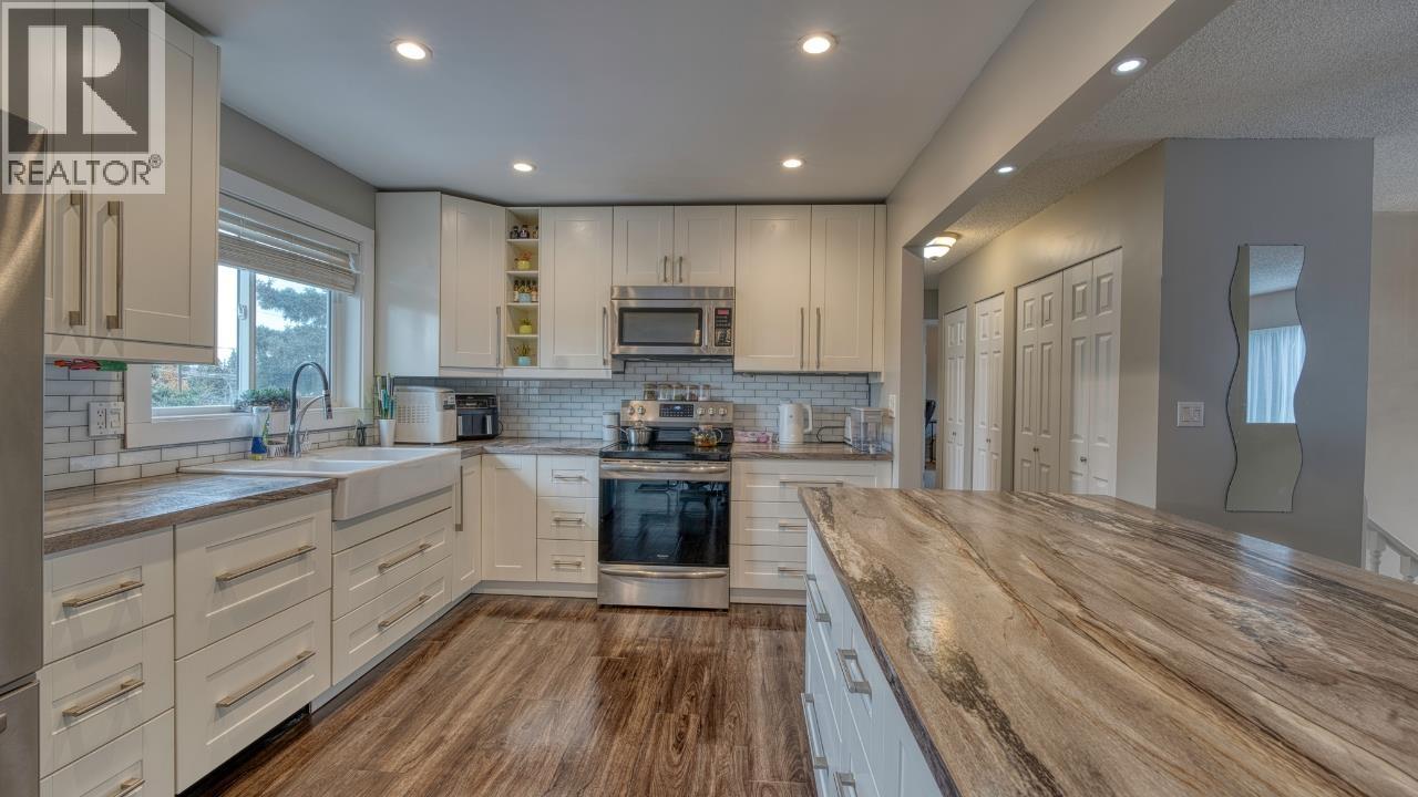 11416 92 STREET - 8
