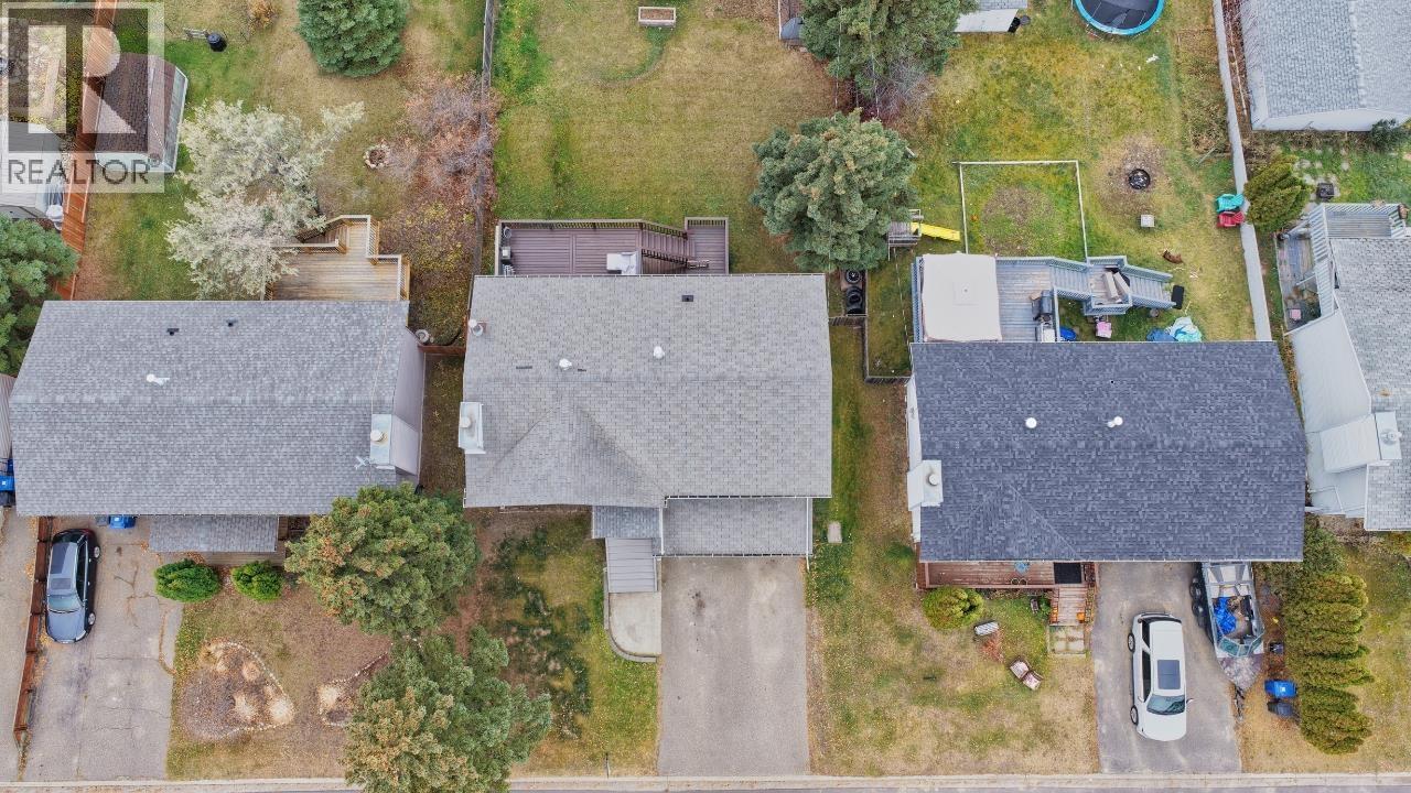 11416 92 STREET - 19