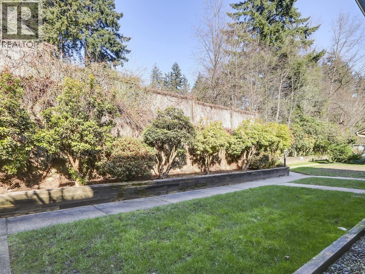 29 900 W 17TH STREET, North Vancouver