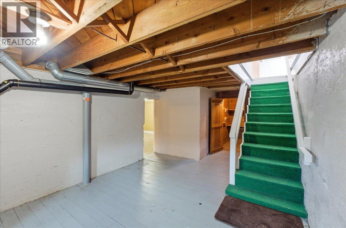 201 Ritchie Avenue, Trail