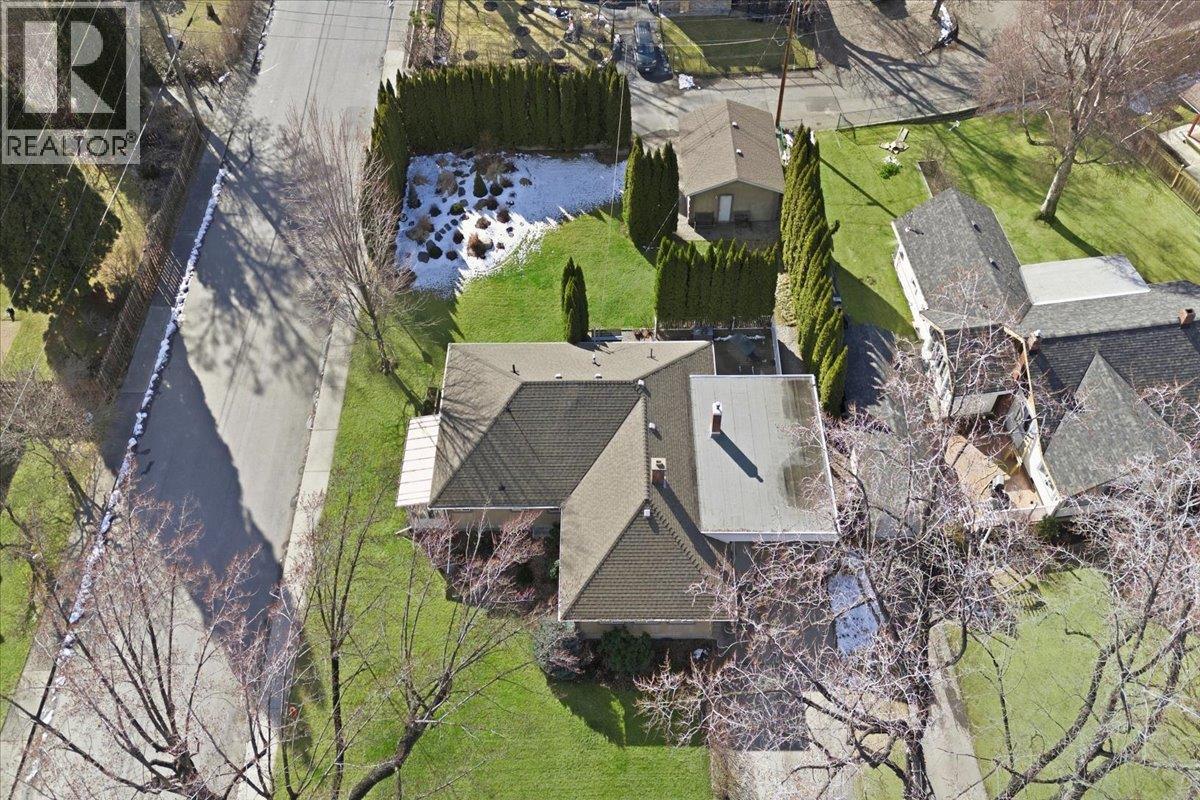 201 Ritchie Avenue - 3