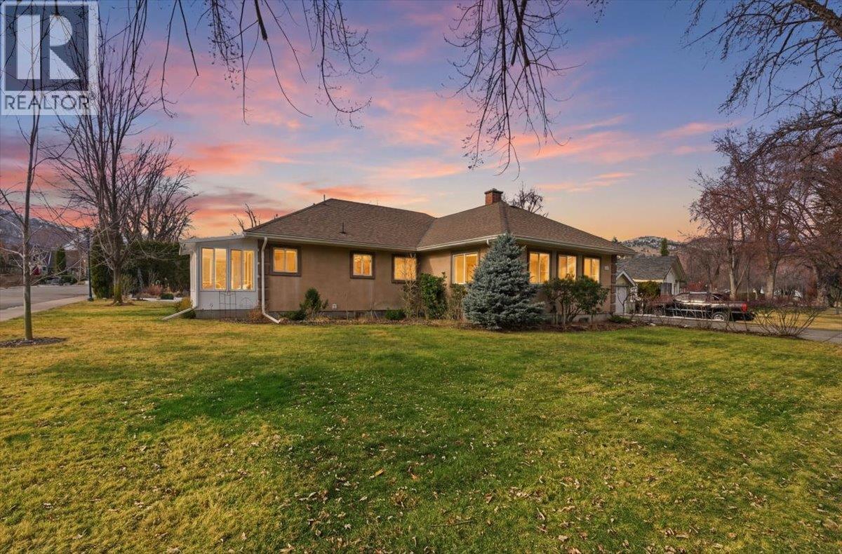 201 Ritchie Avenue, Trail