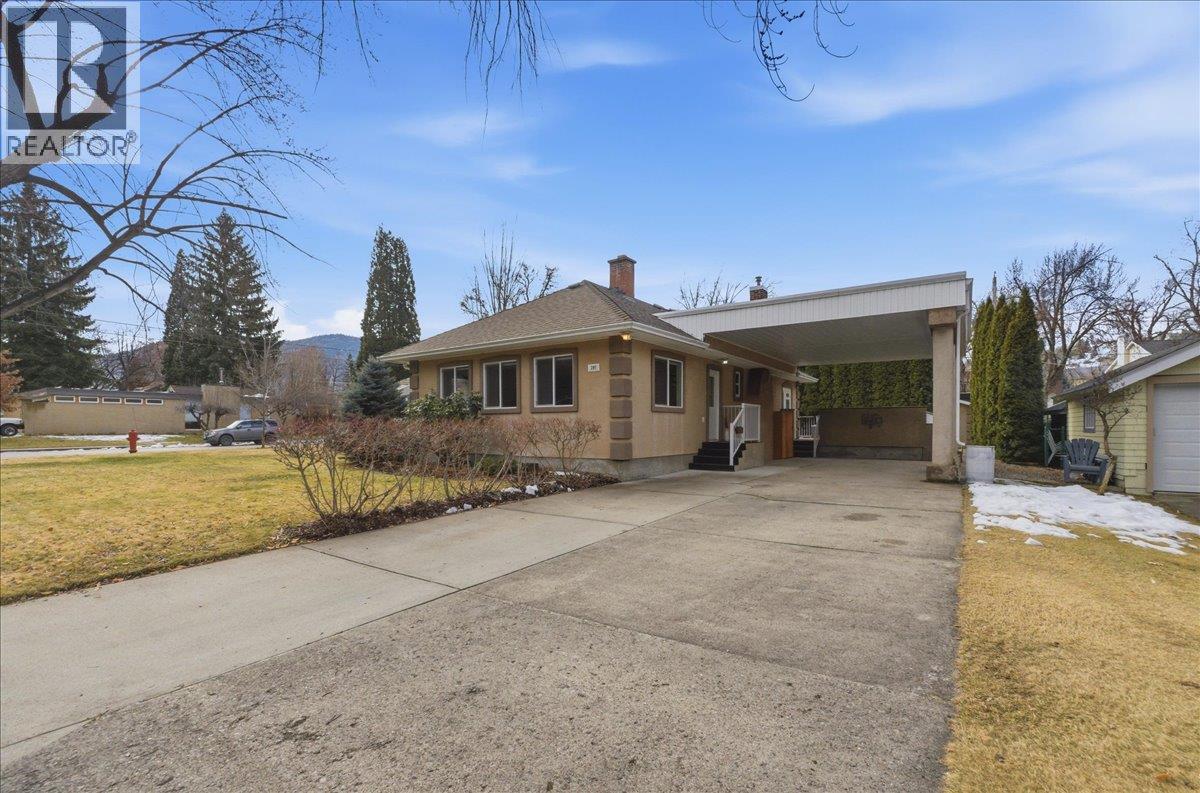 201 Ritchie Avenue, Trail