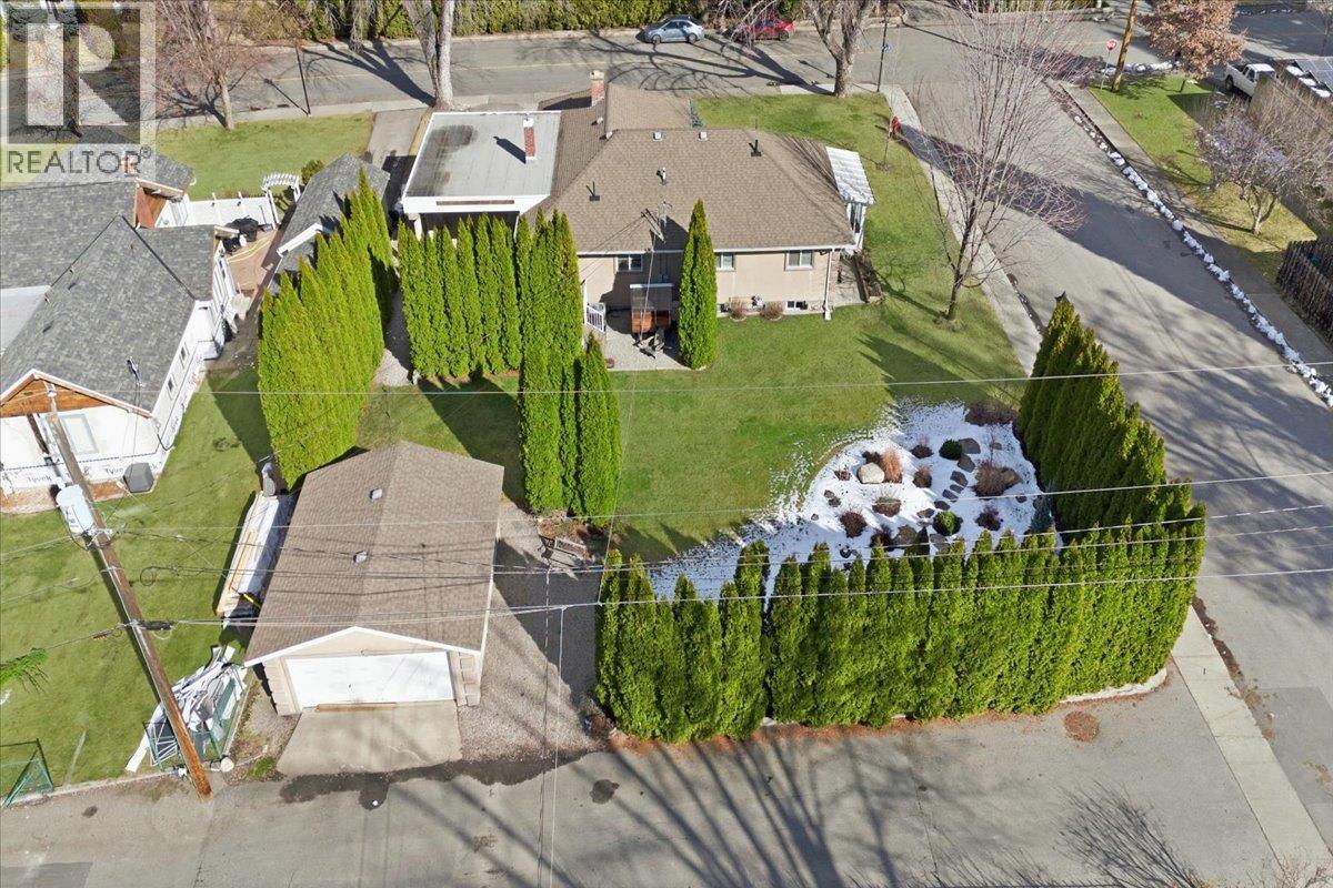 201 Ritchie Avenue, Trail