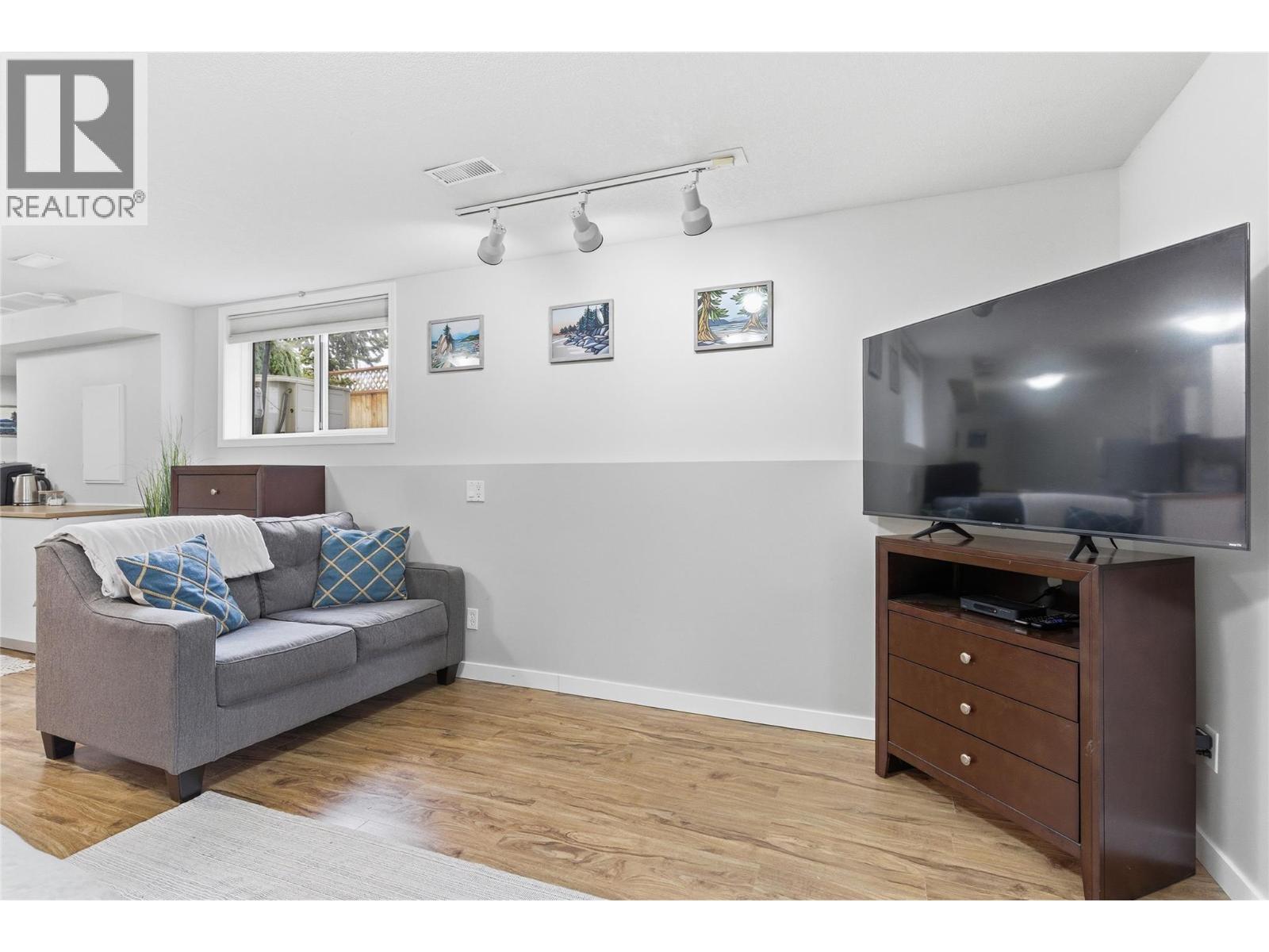 910 HEATHERTON COURT - 33