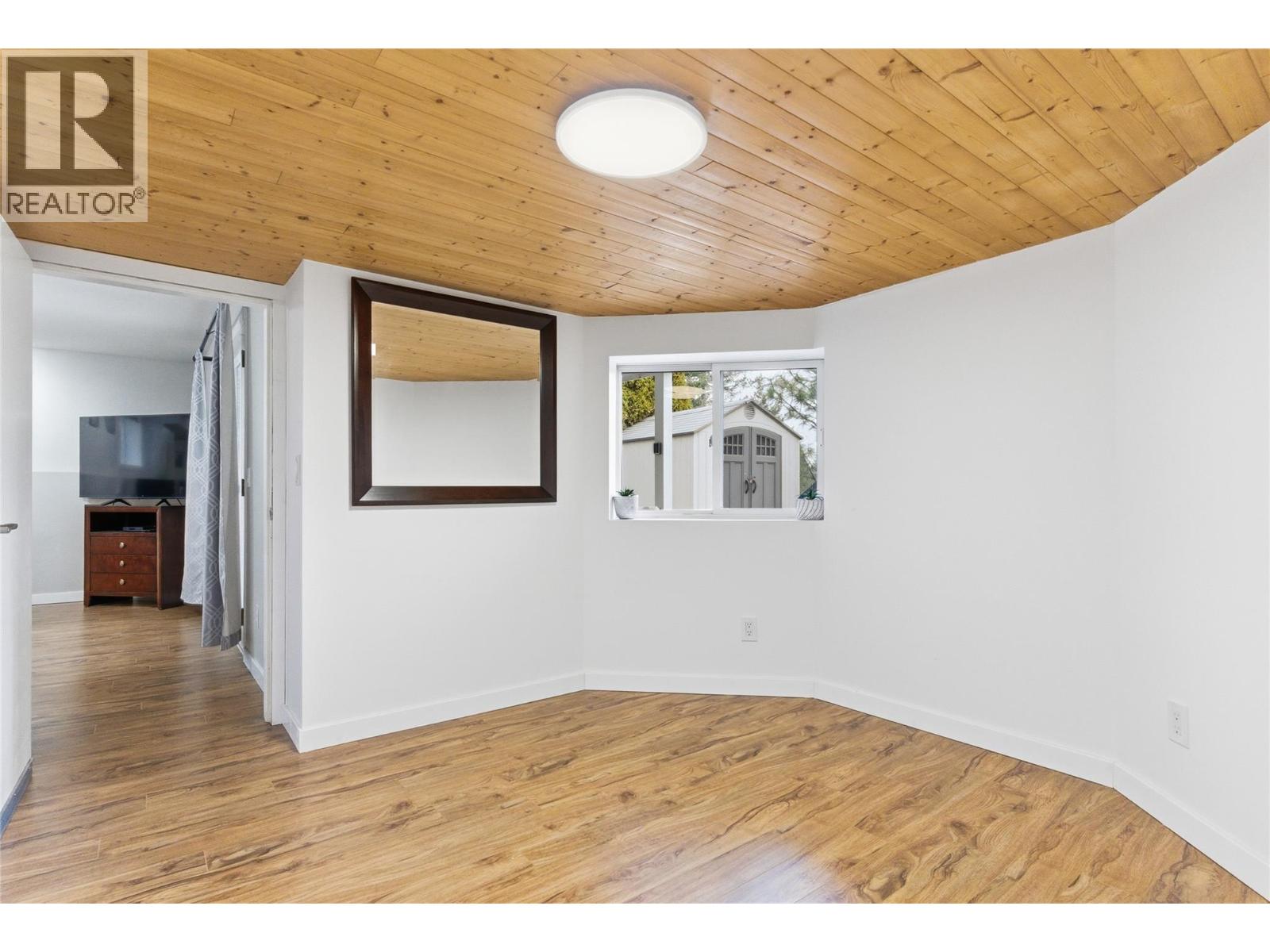 910 HEATHERTON COURT - 34