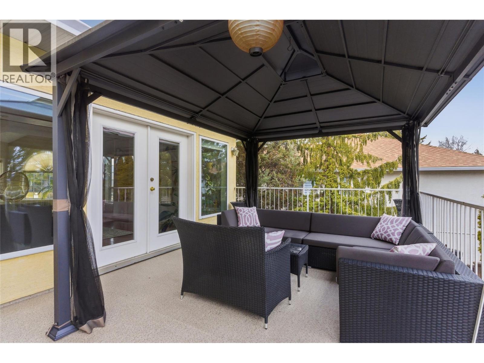 910 HEATHERTON COURT - 43