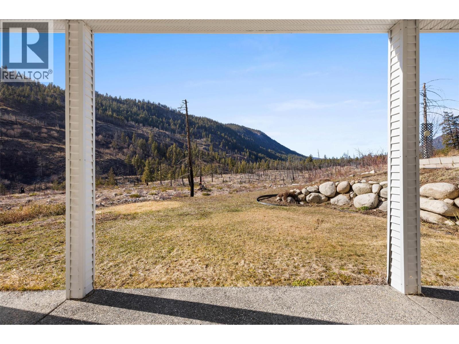 4952 Star Place, Peachland
