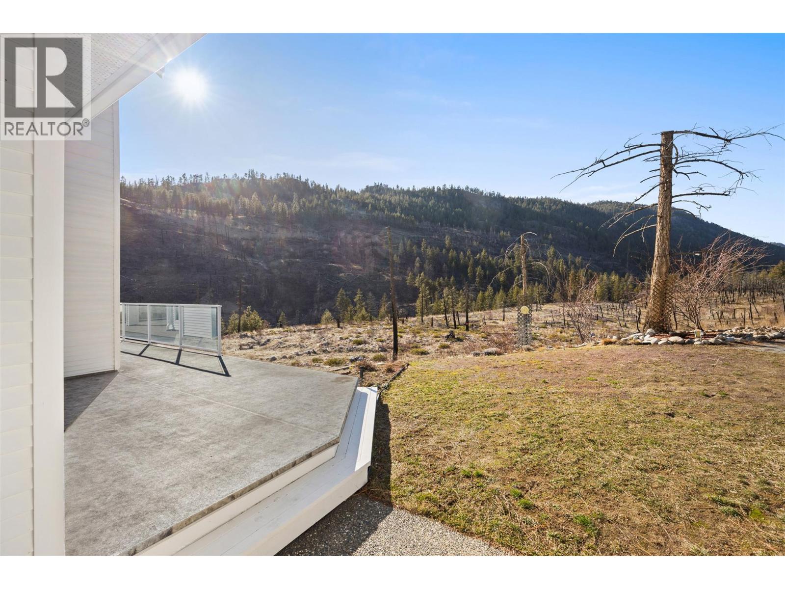 4952 Star Place, Peachland