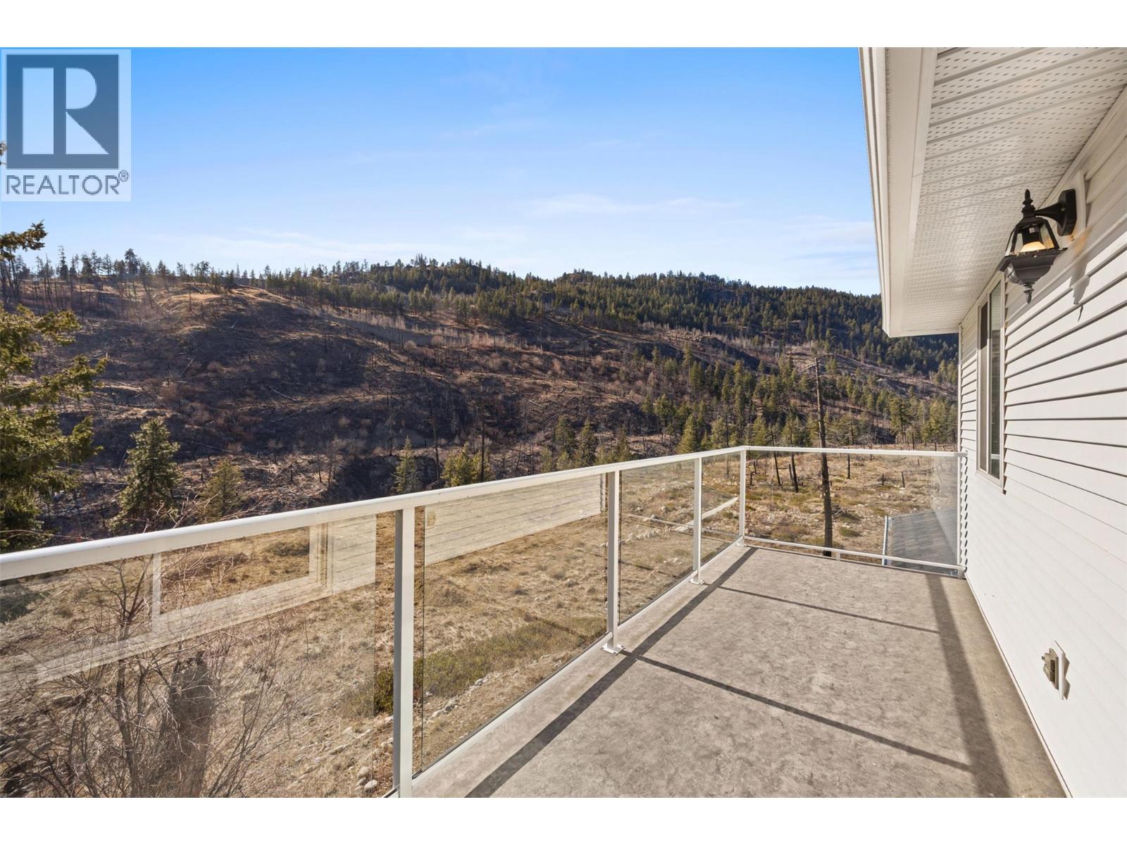 4952 Star Place, Peachland