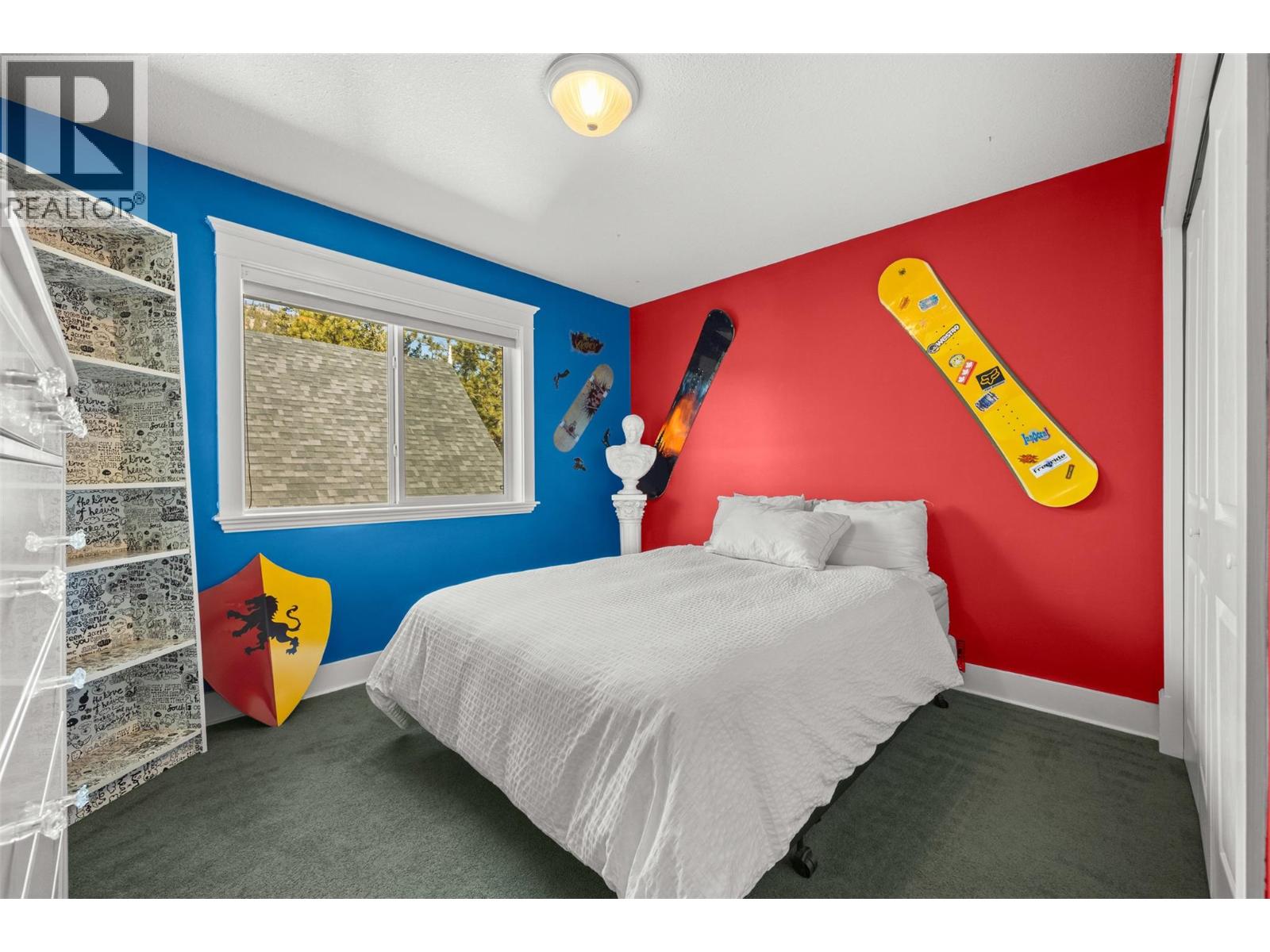 4952 Star Place, Peachland