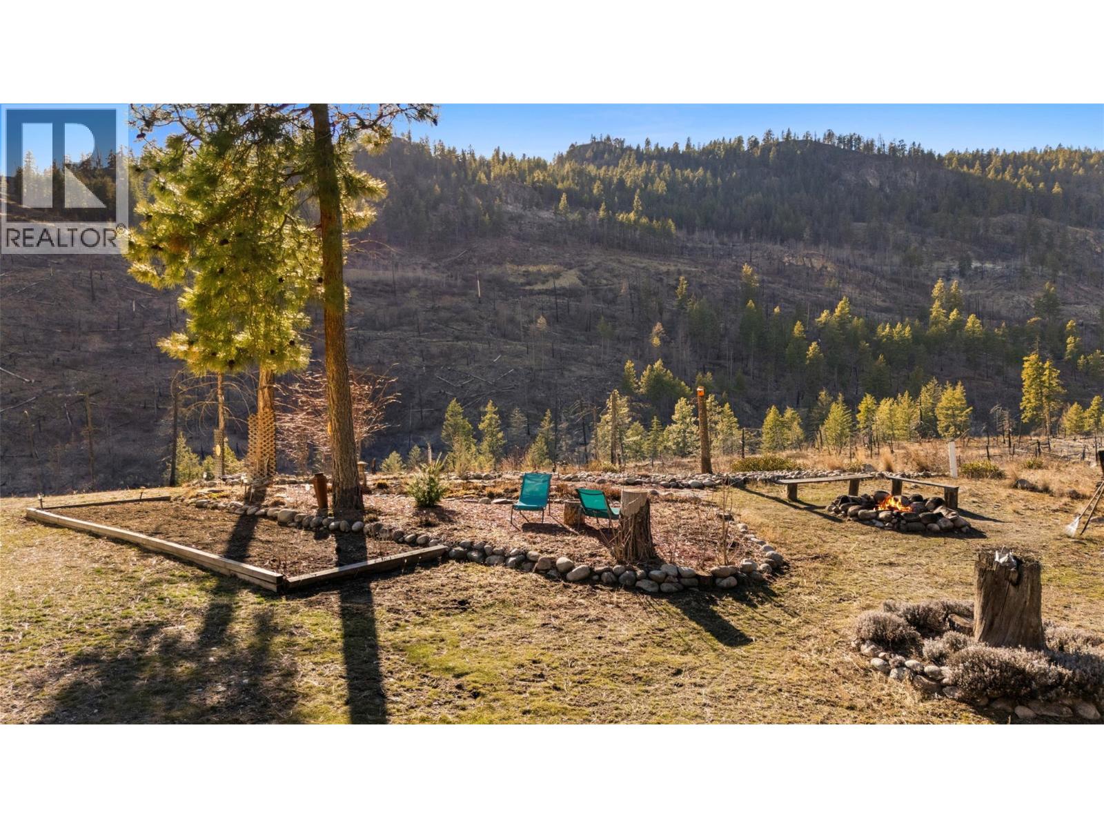 4952 Star Place, Peachland