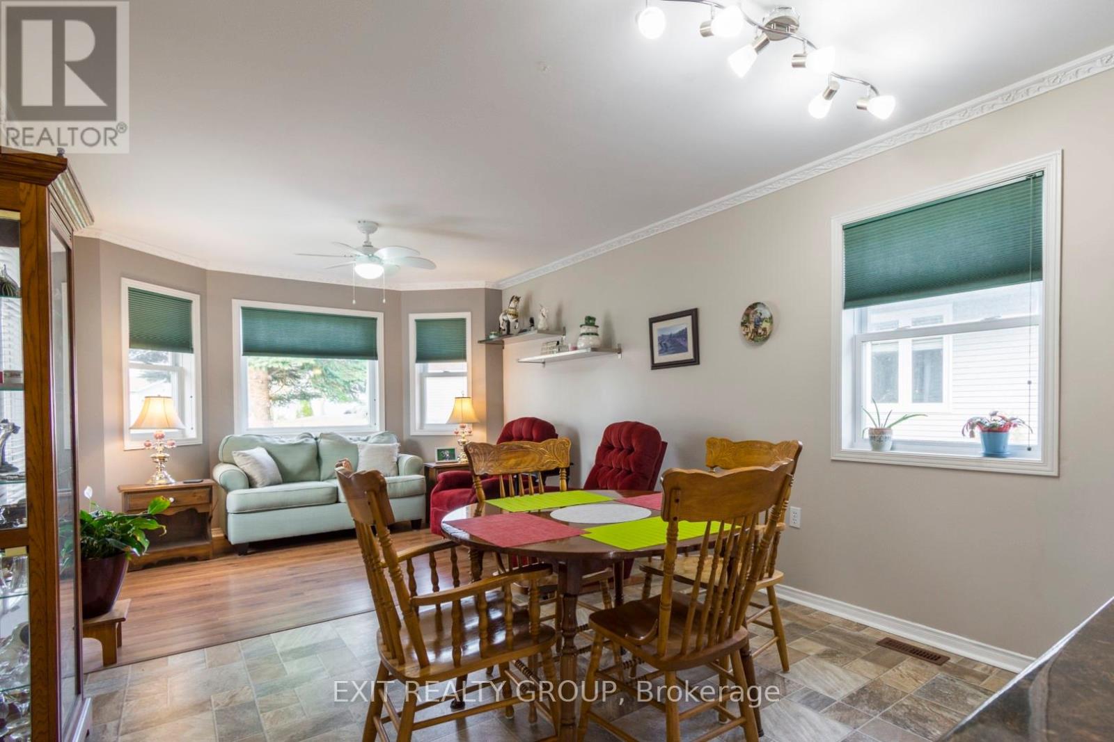 36 CRETNEY DRIVE - 12