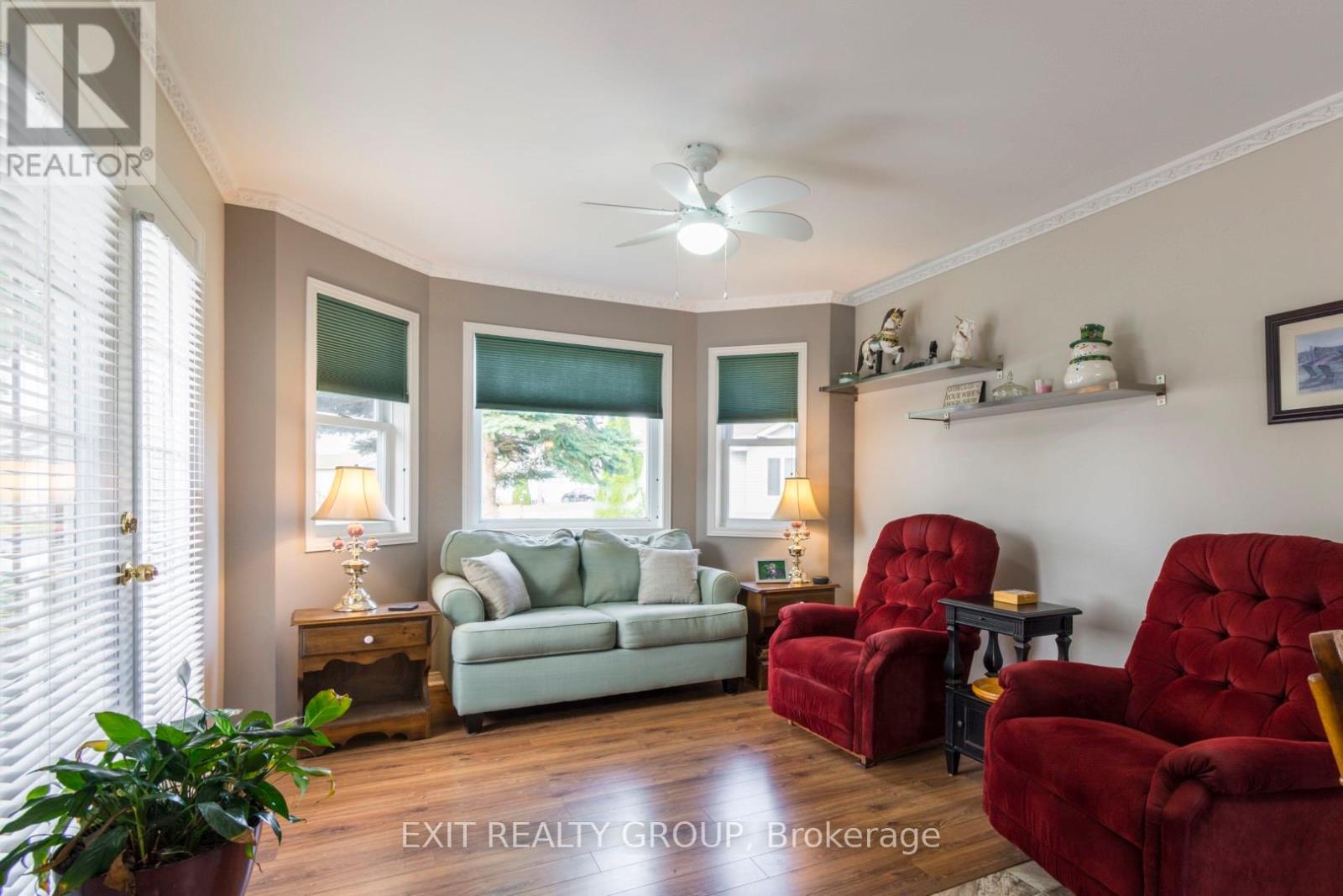 36 CRETNEY DRIVE - 14