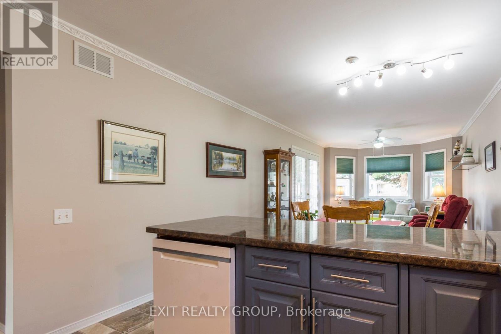36 CRETNEY DRIVE - 10