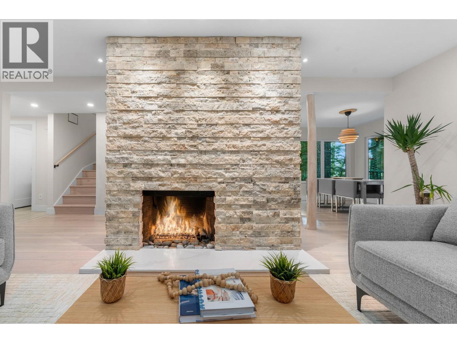 867 FREDERICK ROAD, North Vancouver