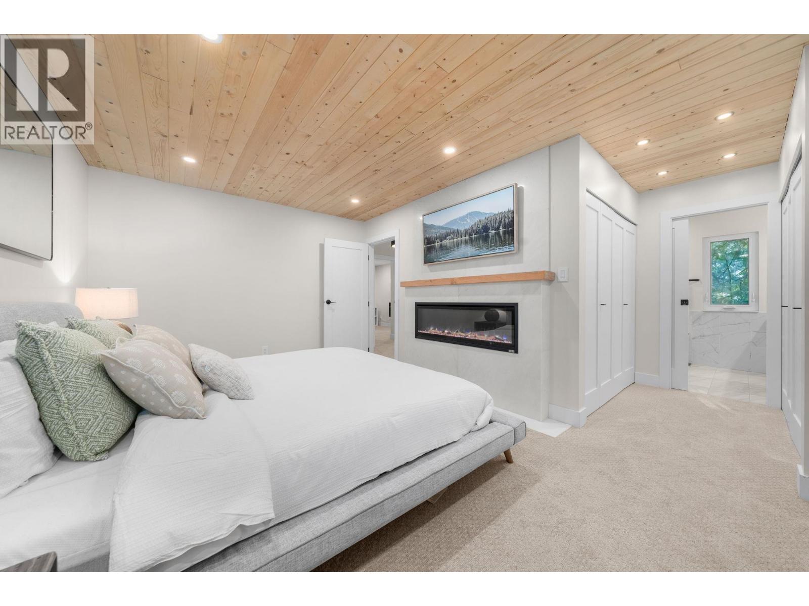 867 FREDERICK ROAD, North Vancouver