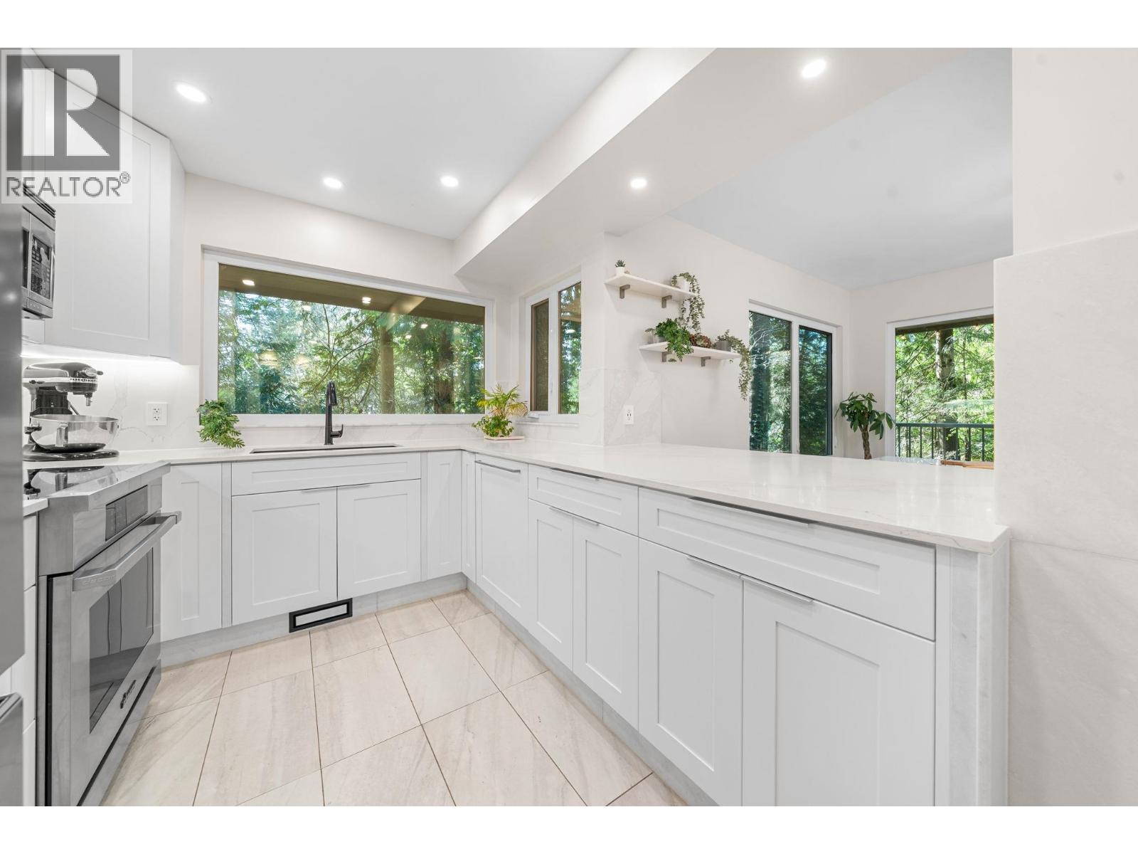 867 FREDERICK ROAD, North Vancouver