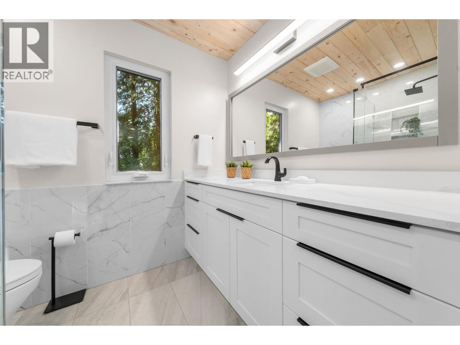 867 FREDERICK ROAD, North Vancouver