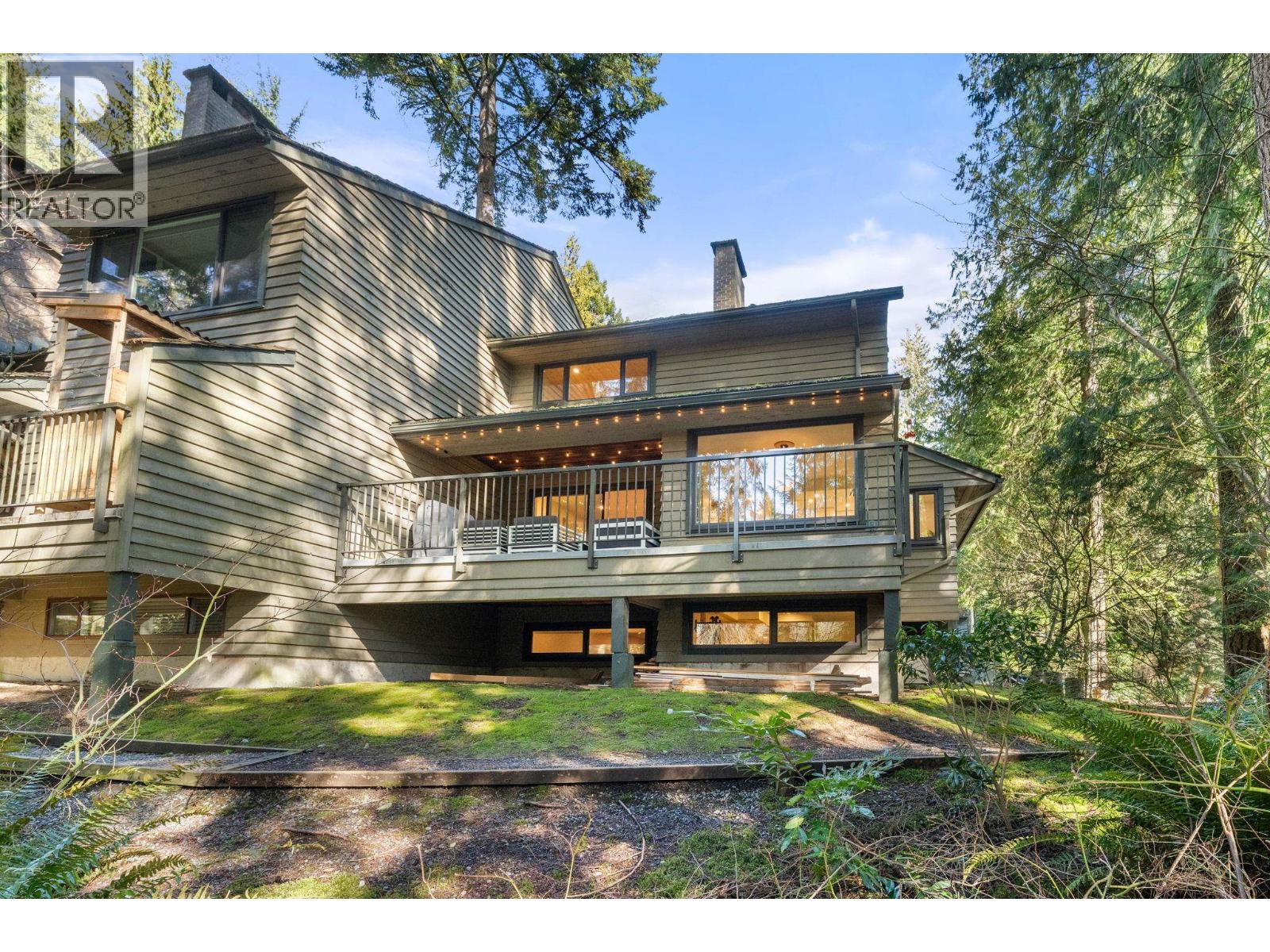 867 FREDERICK ROAD, North Vancouver