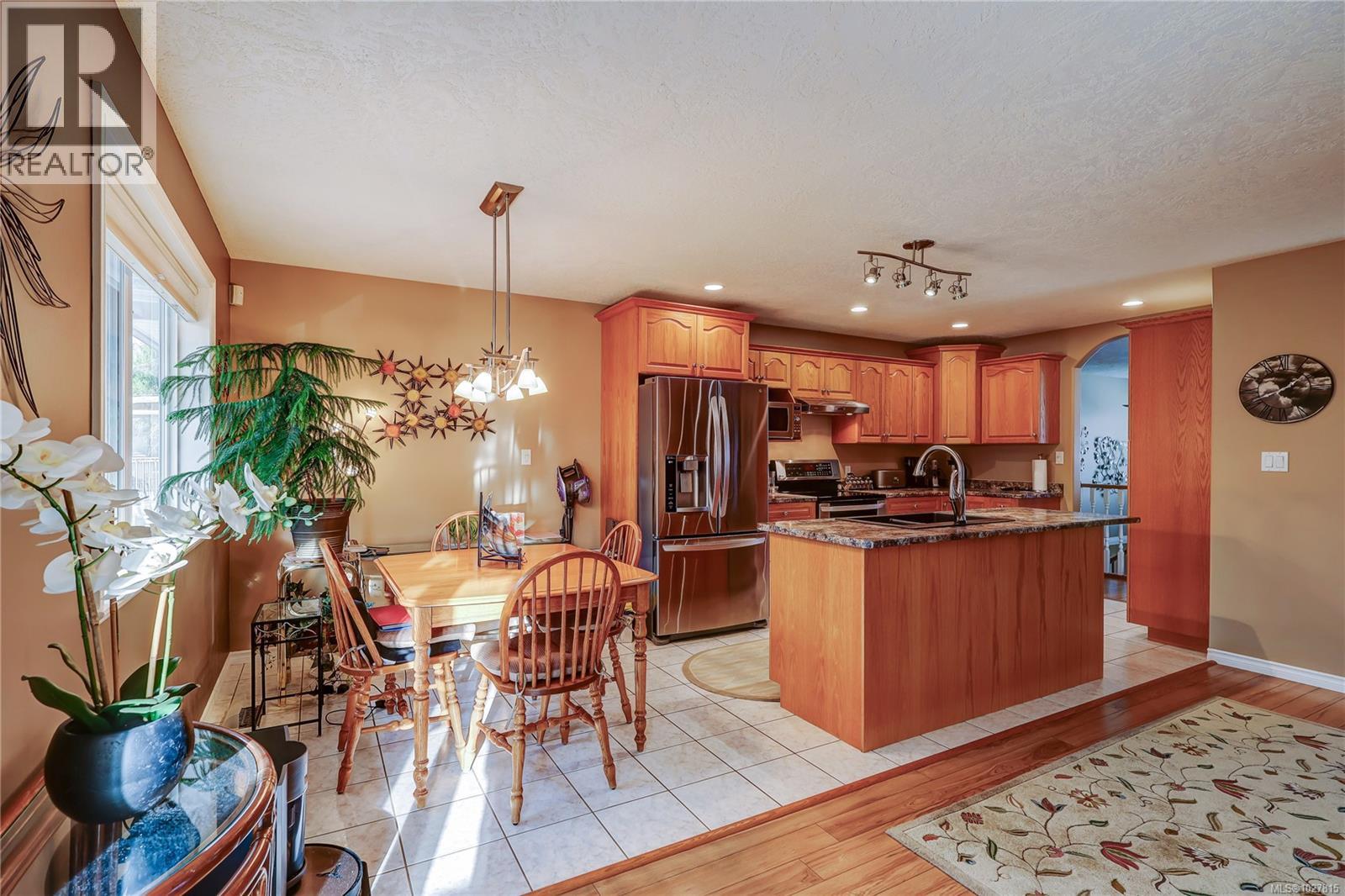 6169 BRICKYARD RD - 10