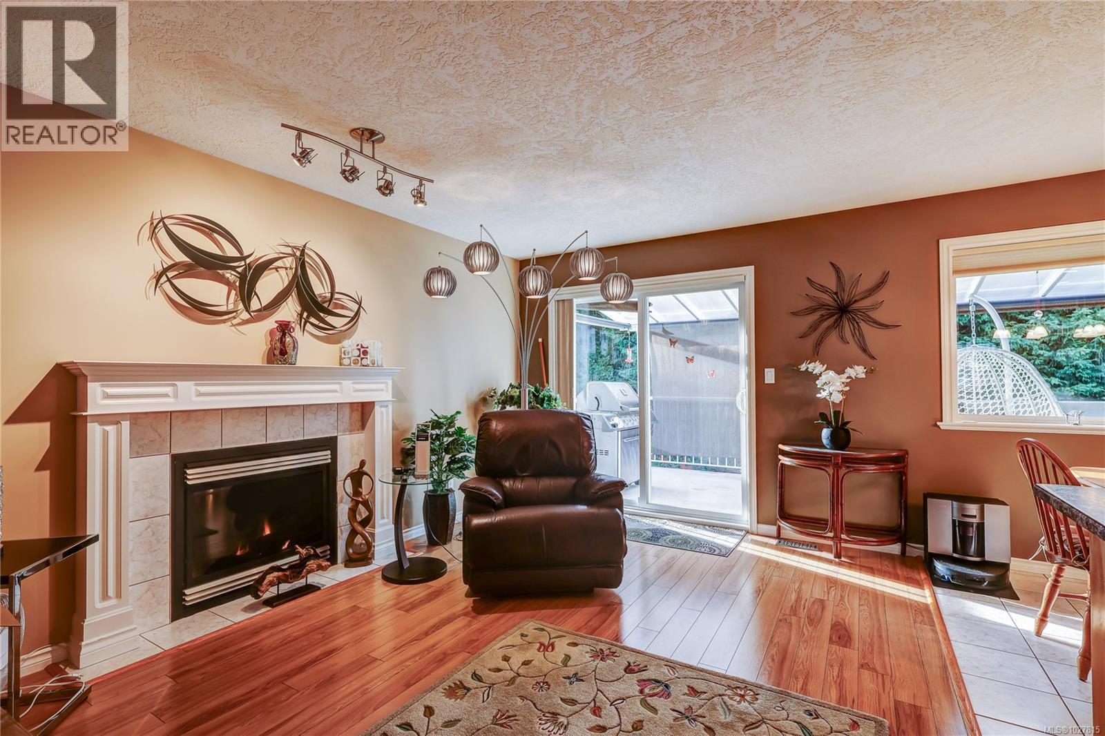 6169 BRICKYARD RD - 11