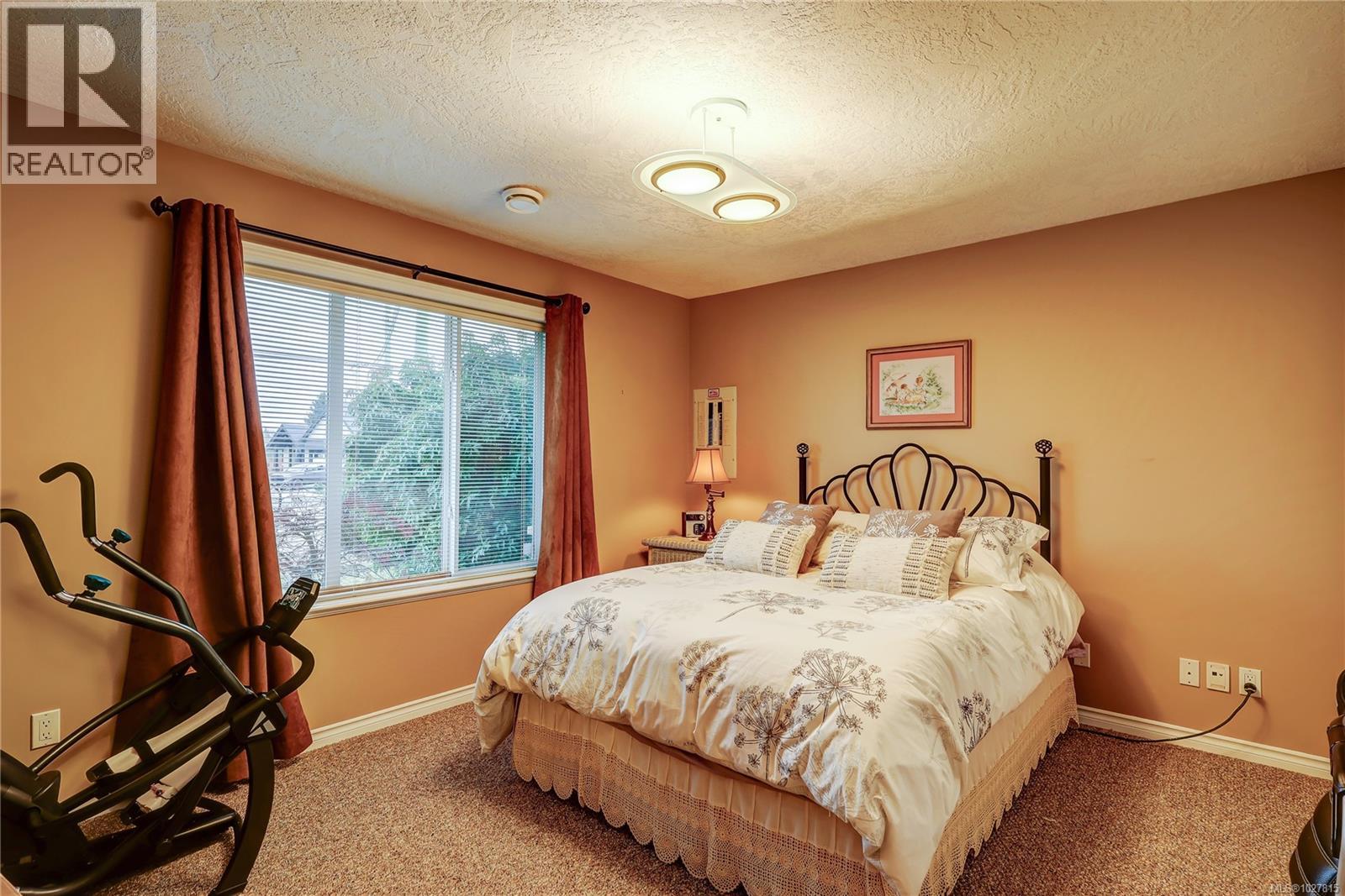 6169 BRICKYARD RD - 23