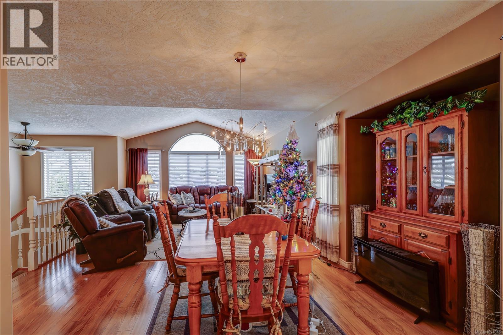 6169 BRICKYARD RD - 7