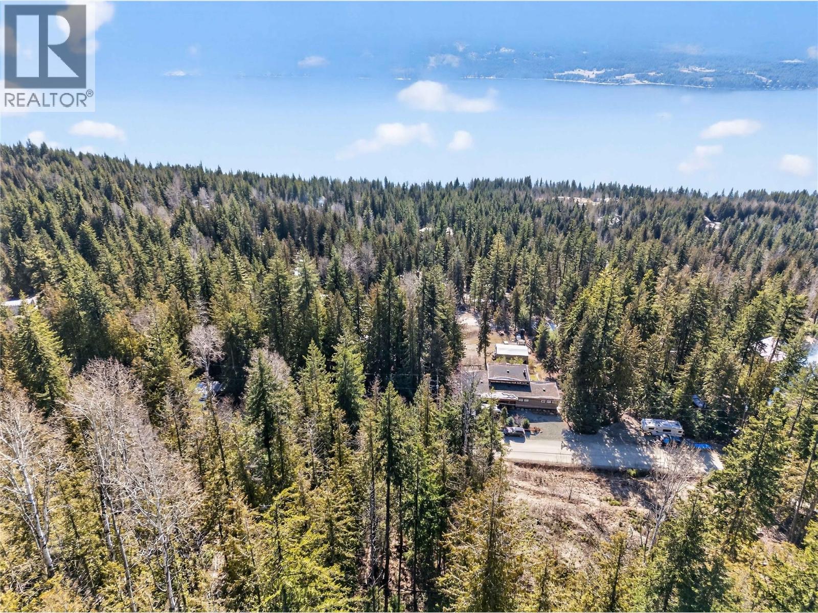 Castle Heights Lot# 53, Anglemont